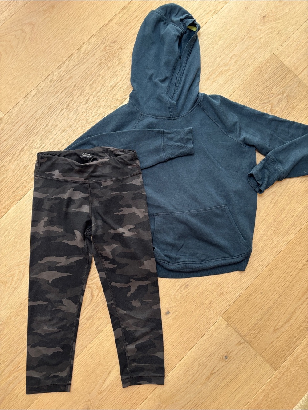 Athleta Girl sweatshirt
